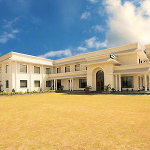 Riyasat Resort